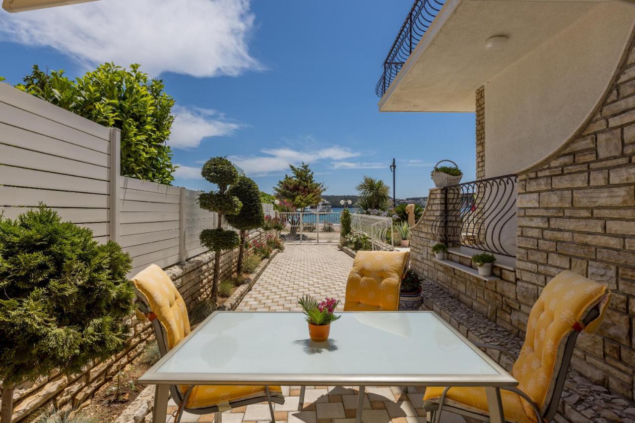 Villa Ratka โตรกีร์ ภายนอก รูปภาพ