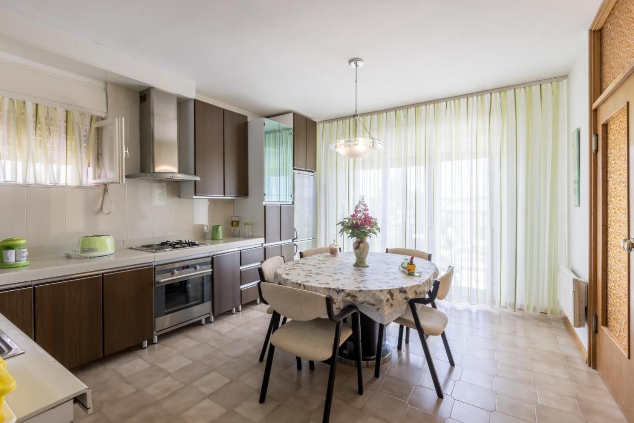 Villa Ratka โตรกีร์ ภายนอก รูปภาพ